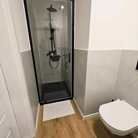 Apartczluchow アパート Człuchów