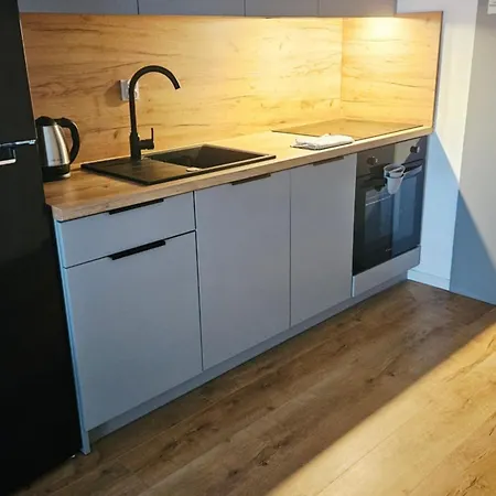 アパート Apartczluchow