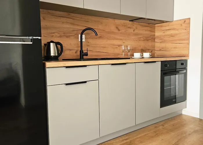 Apartczluchow شقة *